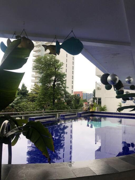 Kandi Big 1 Bedroom King Bed, Free Housekeeping, Wi-Fi Angeles Bagian luar foto